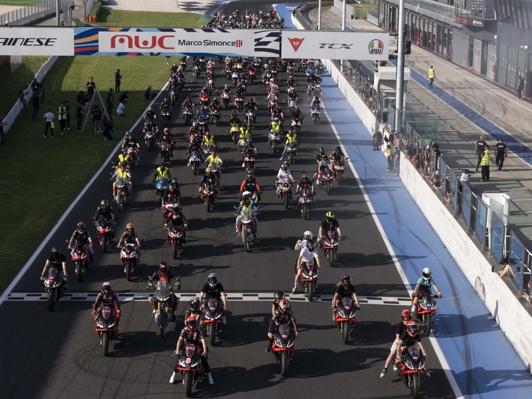 Aprilia All Stars: la carica dei 20mila a Misano